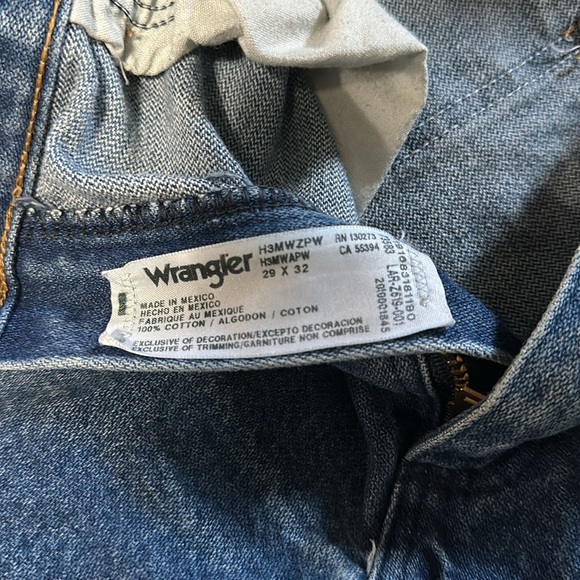 Vintage Wrangler Cowboy cut jeans size 29 waist 32 length - Picture 3 of 5